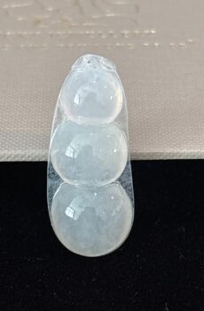 Ice Bean Jade Pendant