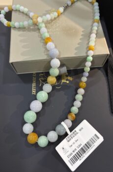 Multicoloured Jadeite Necklace